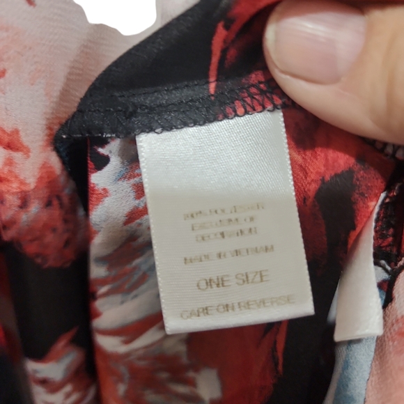 Eva Mendez & York Co Feminine floral fringed shawl Kamono one size cover up - Picture 5 of 9